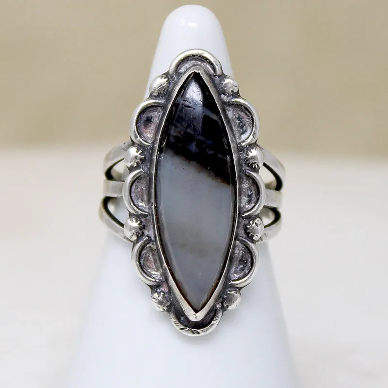 Banded Black & Gray Agate in Scalloped Sterling Ring